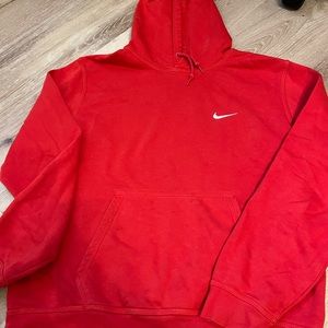 Nike Men’s Hooded Sweatshirt
